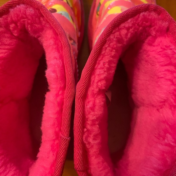 UGG Classic Mini Tiger Flower Women size 8 taffy pink multicolor sequins - Picture 6 of 14